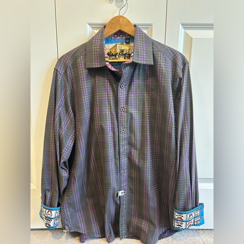 Robert Graham Men’s Button Down Dress Shirt Size large Purple